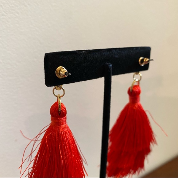 NWOT Fashion Earrings (2 pair/6.00) Red and gold colored - Picture 5 of 6